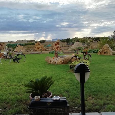 Raggio Di Sale Bed & Breakfast ตราปานี ภายนอก รูปภาพ