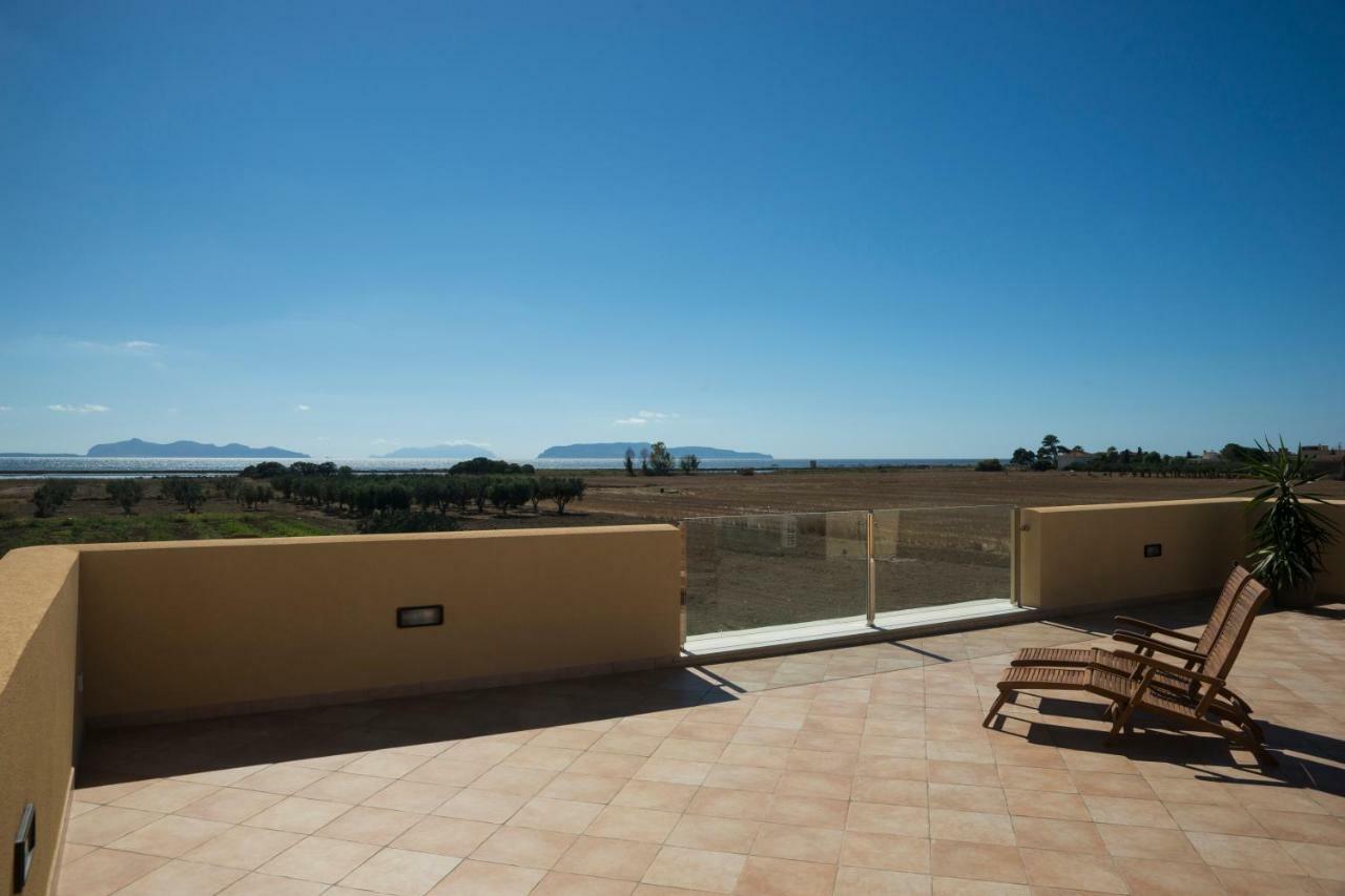 Raggio Di Sale Bed & Breakfast ตราปานี ภายนอก รูปภาพ